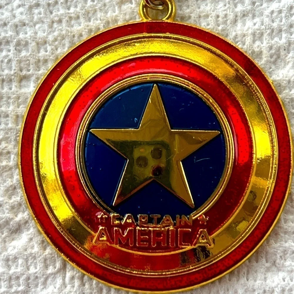 MARVEL Captain America shield keychain